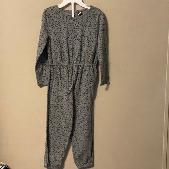 Old Navy Gray Kids Jumpsuit - Picture 1 of 5